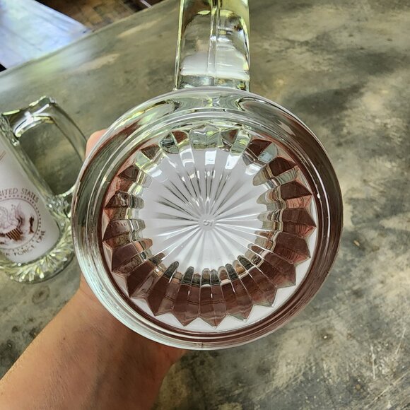 AIR FORCE ONE PRESIDENT OF THE USA EMBOSSED GLASS BEER MUG STEIN 6” (2 SET) RARE - Picture 7 of 10